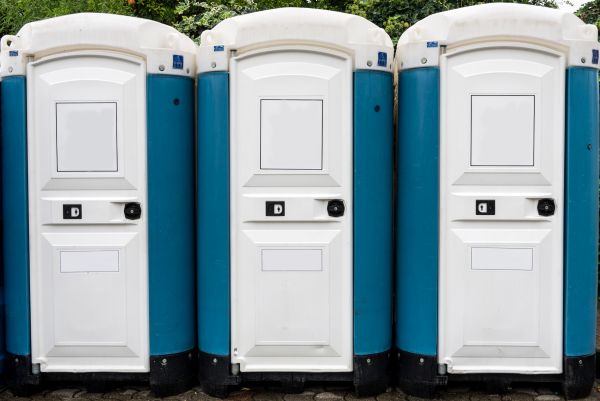 Porta potty rental units available in Kettering